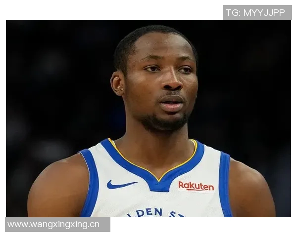 库明加连续两场比赛穿欧文球鞋引发球鞋市场热潮